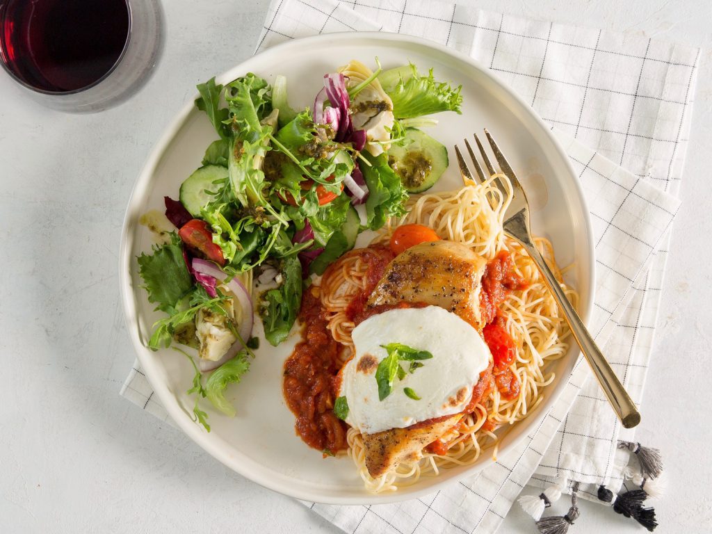 Easy Caprese Chicken